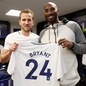 Kobe Bryant: ”Kane poate ajunge ca Ronaldo și Messi”