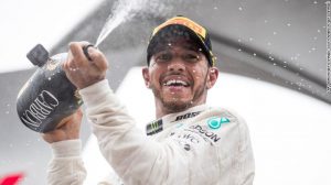 Lewis Hamilton câștigă în fața lui Max Verstappen la Marele Premiu al Portugaliei