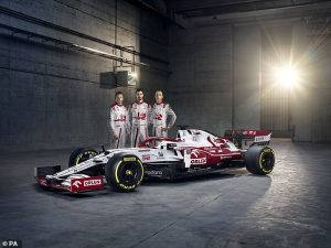 Alfa Romeo prezintă noua mașină C41 pentru sezonul de Formula 1 2021, la Grand Theatre din Varșovia