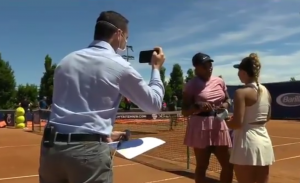 Serena Williams câștigă, Lisa Pigato vrea o poză! (video)