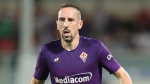 Fiorentina a oficializat despărţirea de atacantul francez Franck Ribery