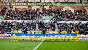 Gerhard Schröder nu mai este membru de onoare al lui Dortmund din cauza legăturilor sale cu Rusia