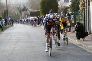 Wout van Aert va participa la Paris-Roubaix